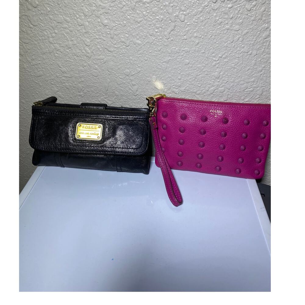 2 Fossil Items Vintage Black Leather Bifold Wallet and Fuchsia Wristlet Bundle